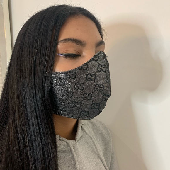 Metalic Gucci face mask. Adjustable size - Picture 2 of 2